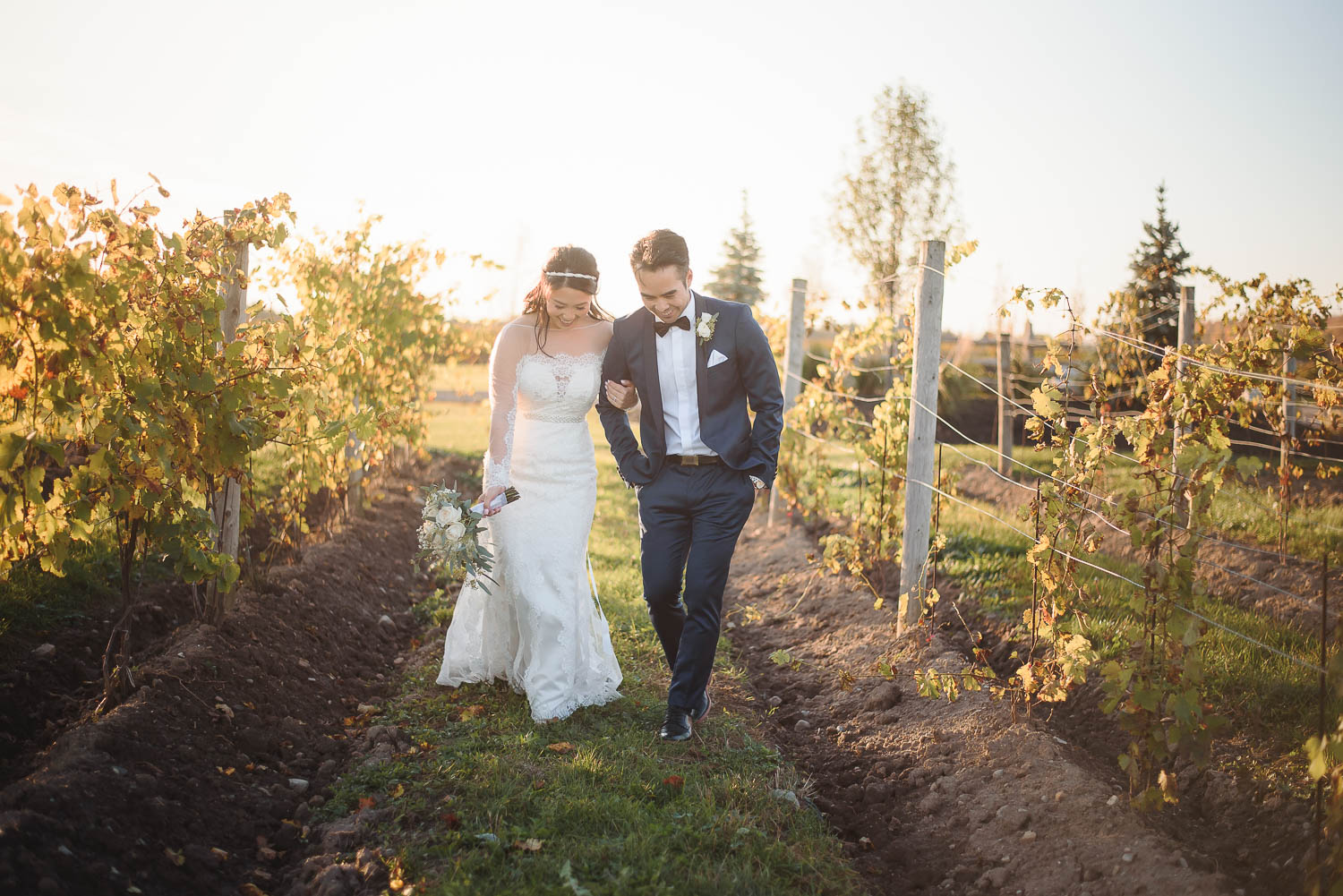 Sunset Wedding Portraits | Outdoor Romantic Winery Wedding | Brampton, Toronto, GTA Wedding Photographer | Eneira Photography