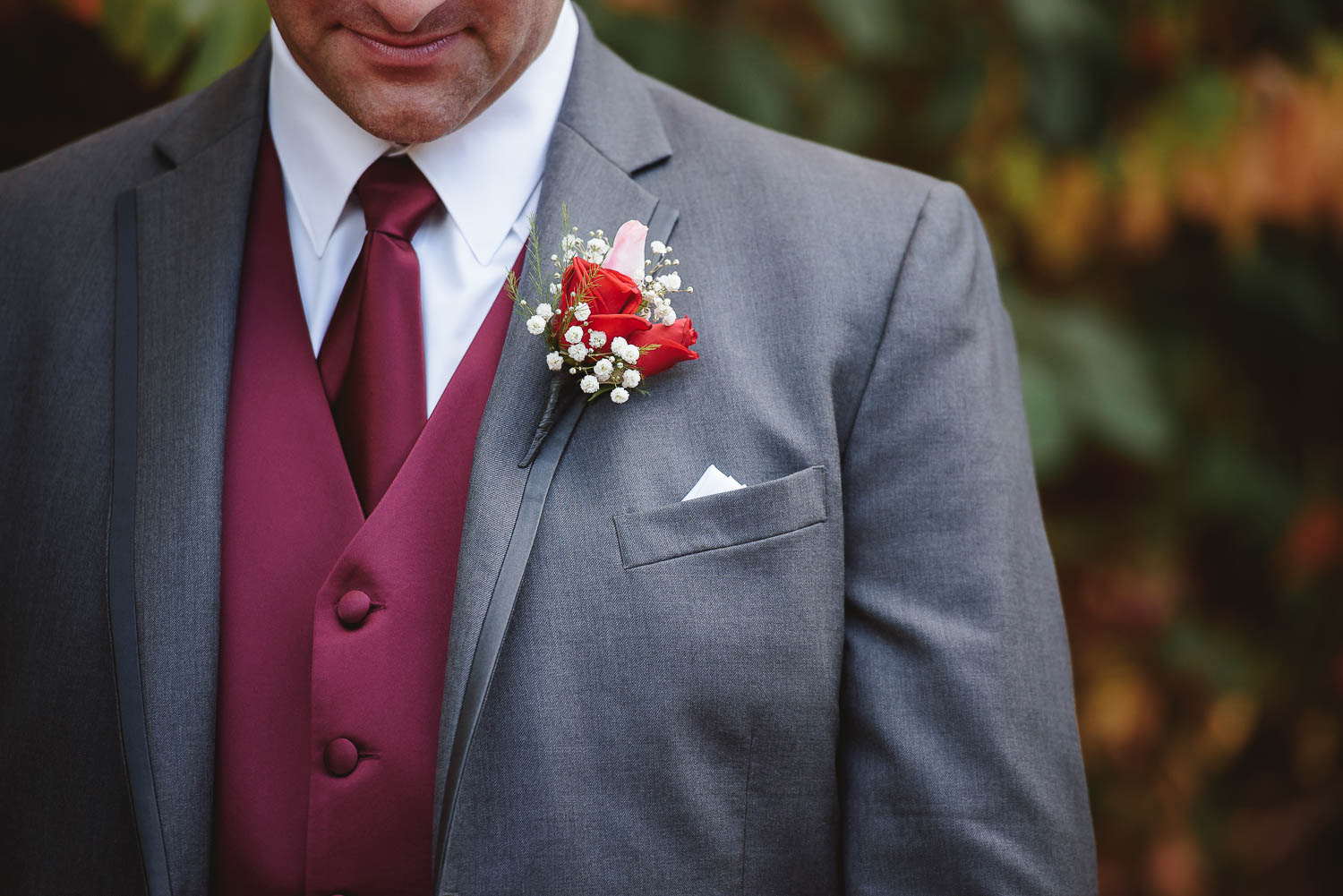 Groom Boutonniere | Romantic Wedding | Brampton, Toronto, GTA Wedding Photographer | Eneira Photography