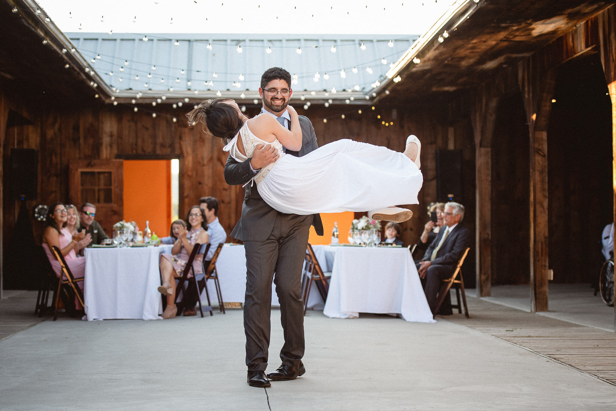 Wedding First Dance | Ontario Wedding Photographer