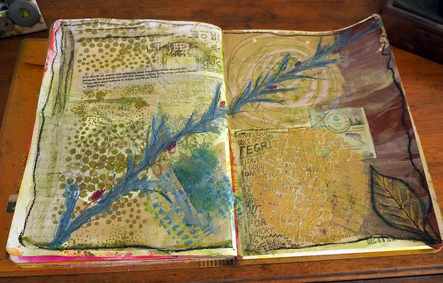 finished page - Dec 3rd, 2014. I'll continue in this journal in 2015! A video of the making of this page is HERE . 