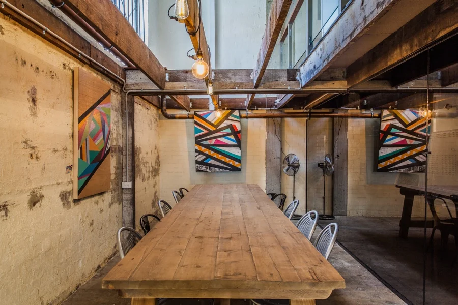 Meeting Room_HIGH_themantle-12.jpg