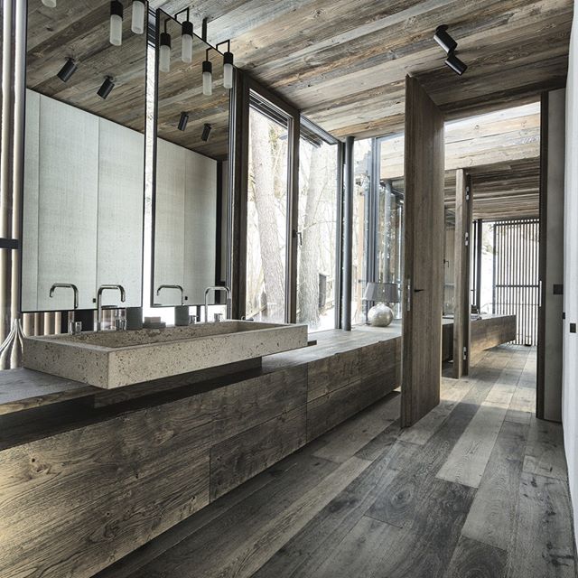 Complete with beach wood.