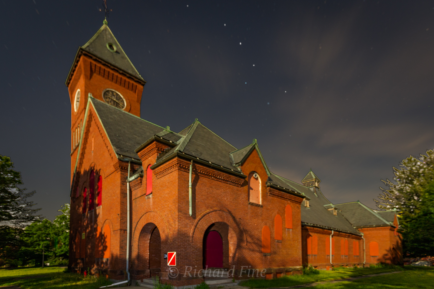 04-Steeple Building with Dipper-.jpg