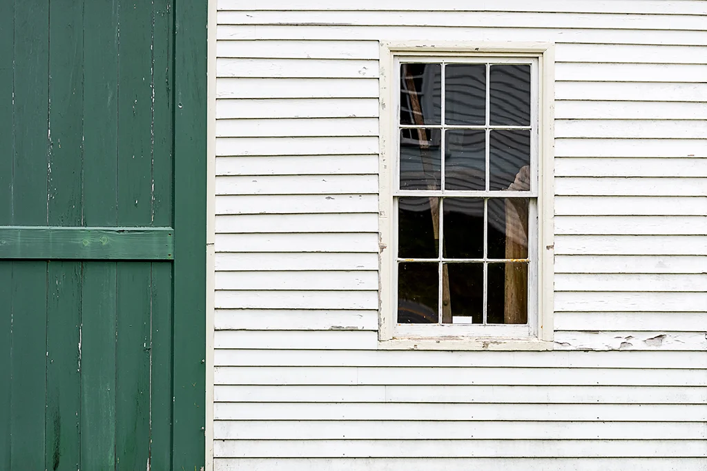 Harpswell Barn (c) Bob Bicknell