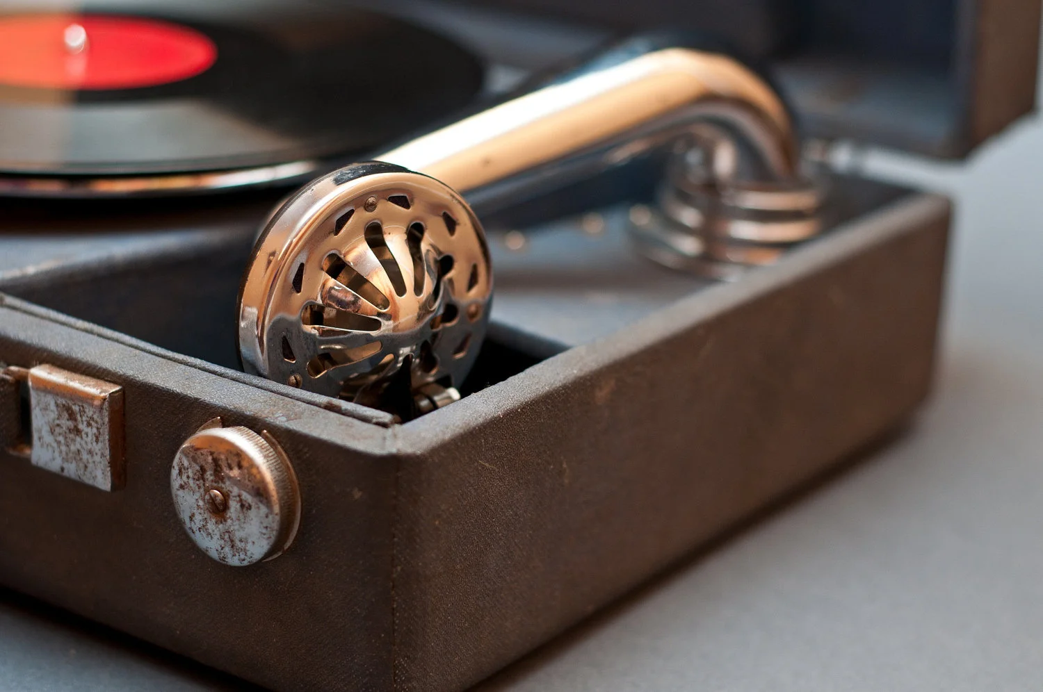 vintage-record-players.jpg