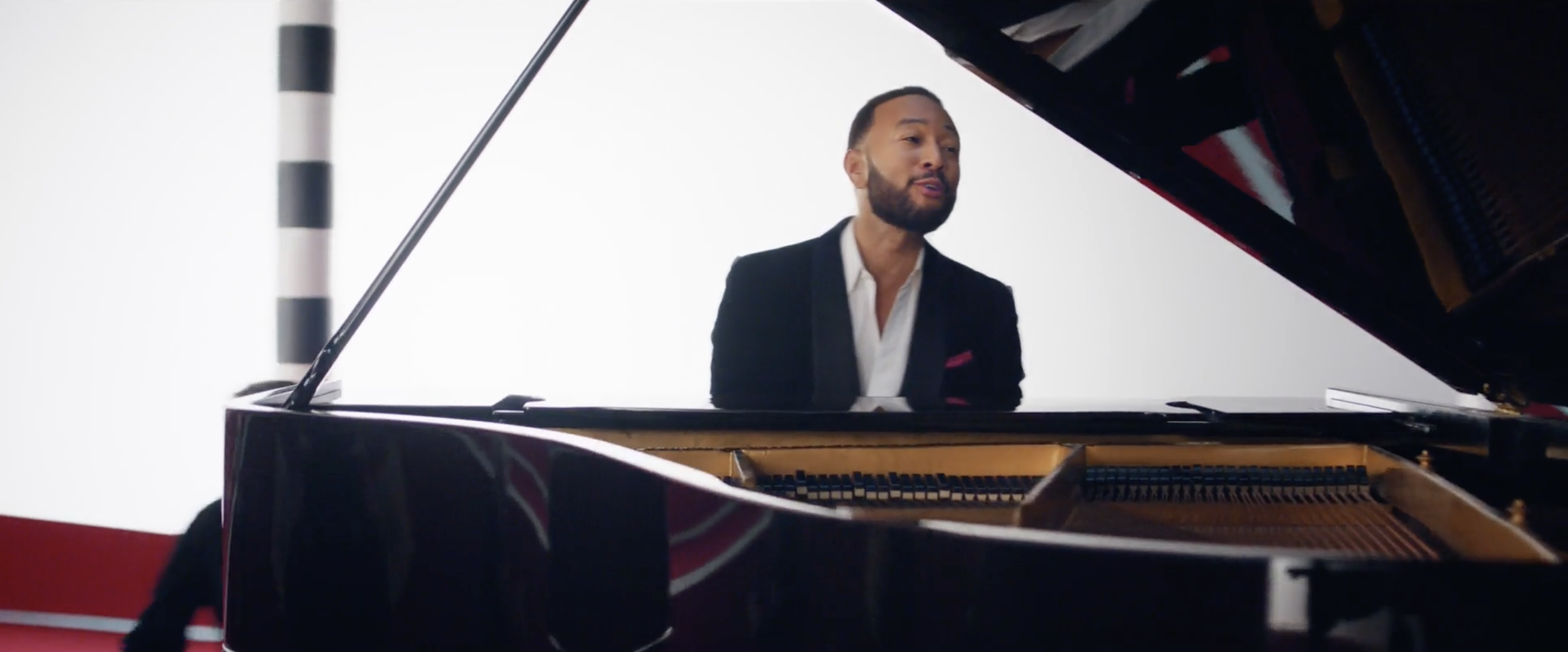 Jennifer Massaux_sephora_john legend_1.png