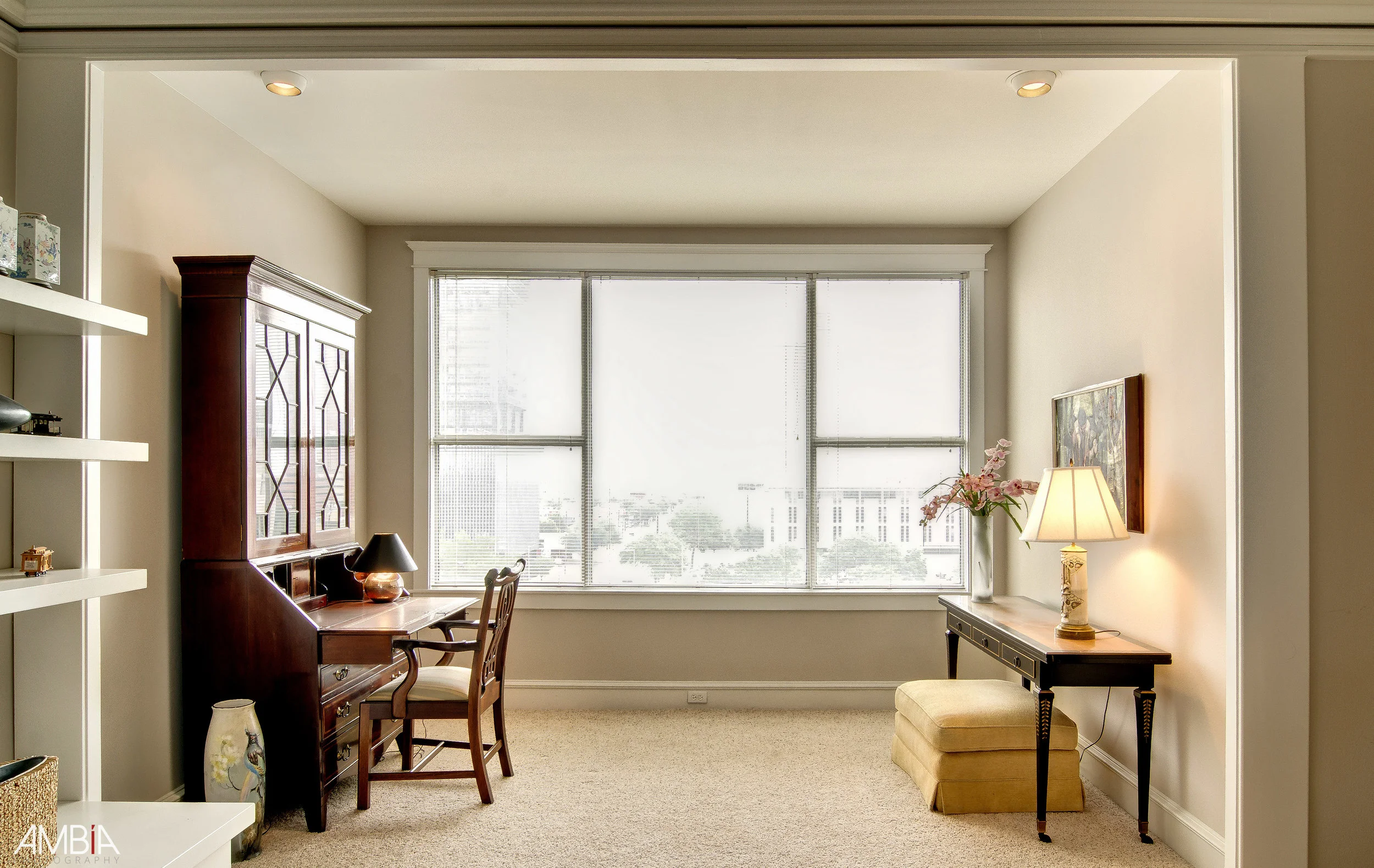 main_room2.jpg