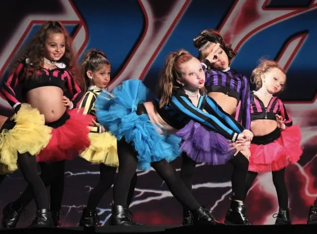 MUNCHKINS3.jpg