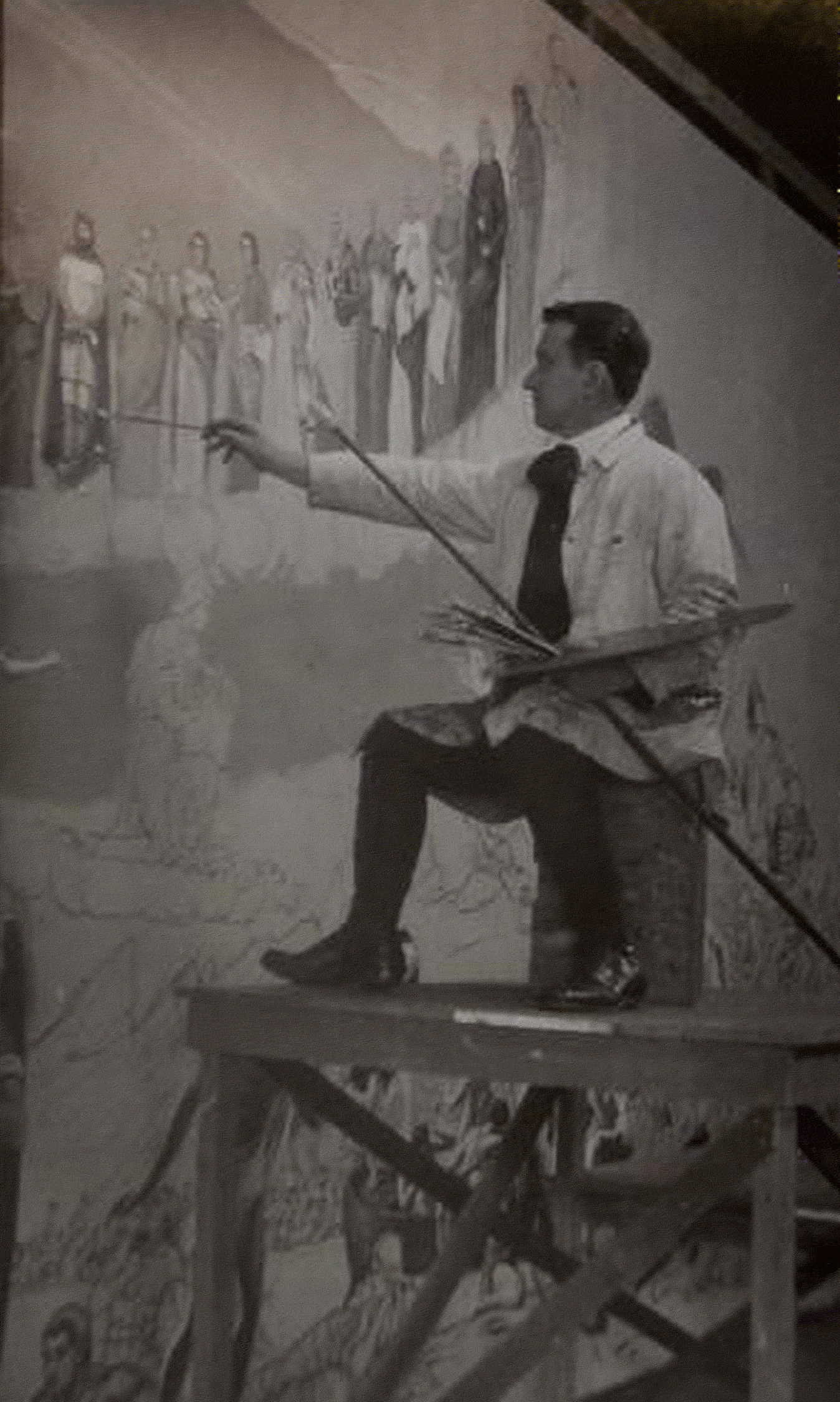 PAINTING THE MURALS. Fausto Tasca created all the ceiling medallions and both huge murals at his Los Angeles studio. All these paintings were executed in oil on canvas. Once the paintings were complete and had dried sufficiently to be transpor