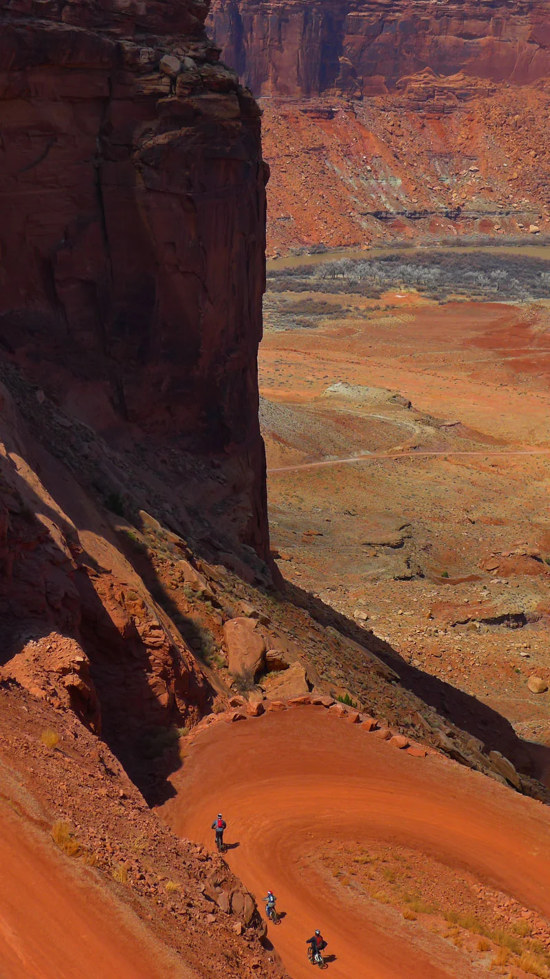 Descending Mineral Bottom