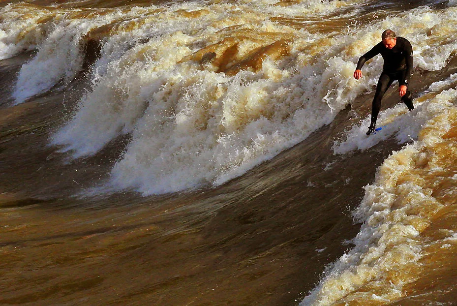 Whit slays the surf wave in GWS