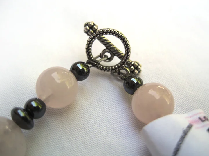 RoseQuartz_Bracelet_Clasp.jpg