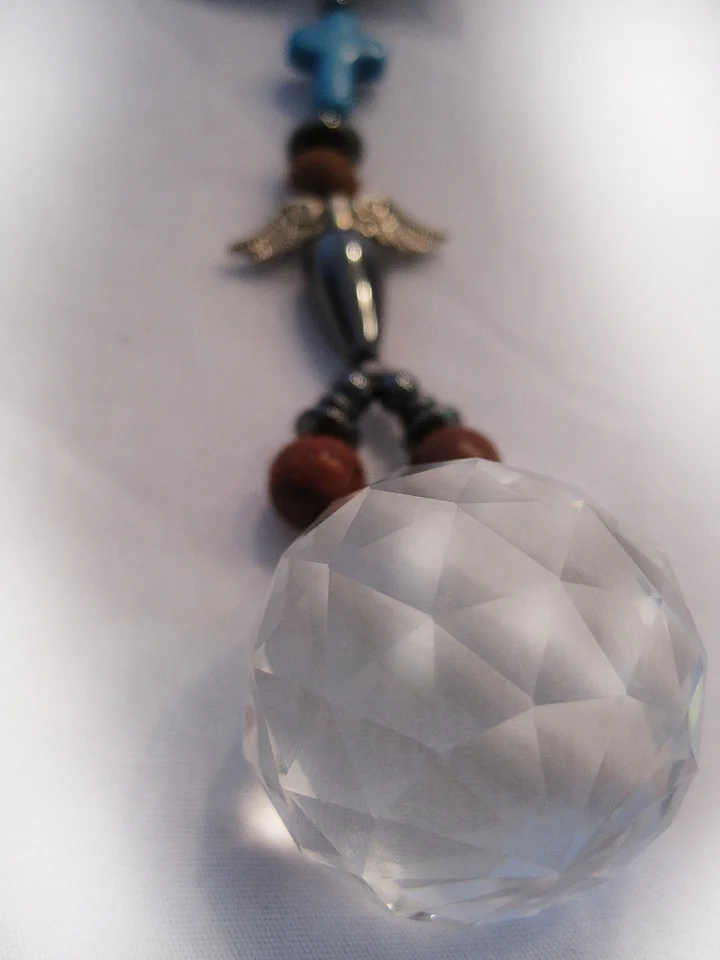 Prism_Christian1_Close_Ball.jpg
