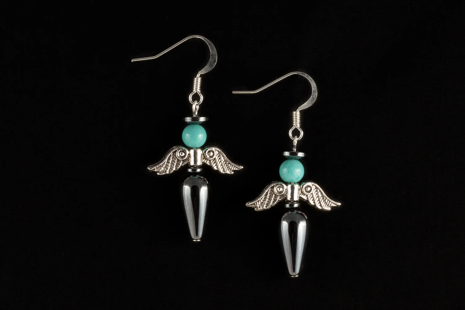 Angel_earrings_Style2_KBkg.jpg