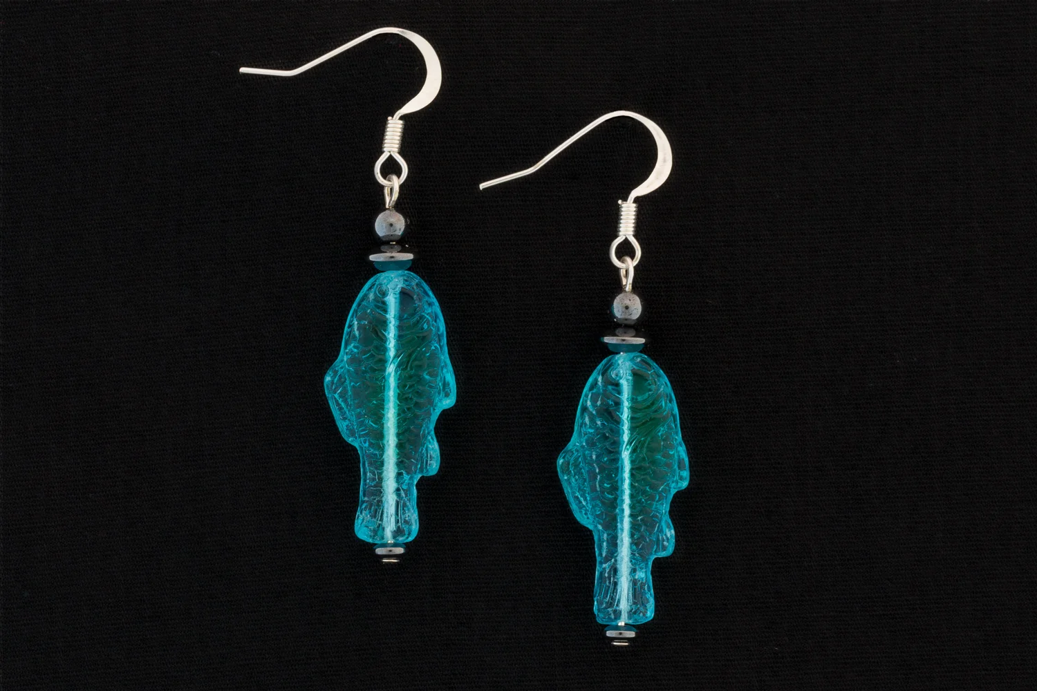 Fish_Earrings3.jpg