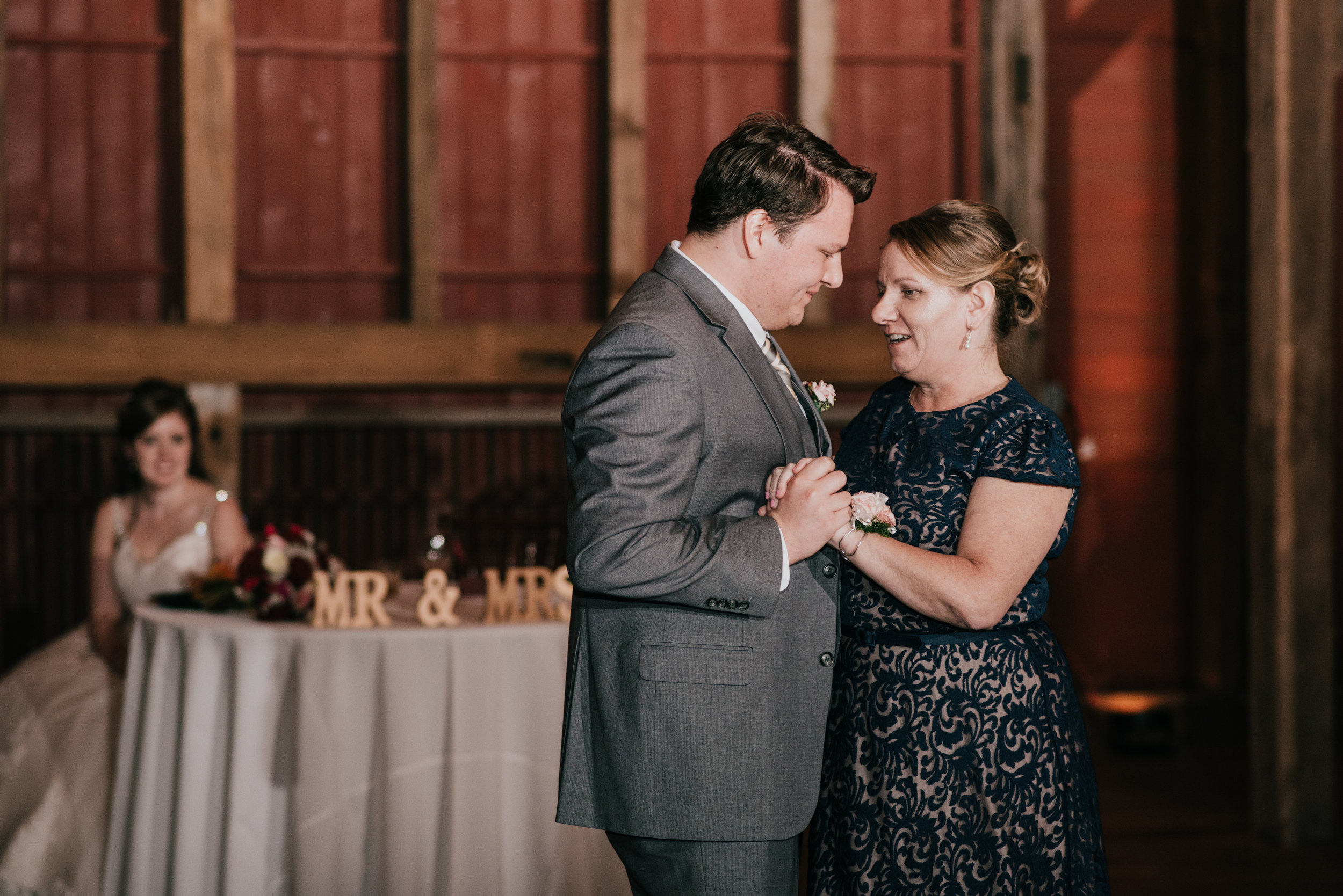 frederickmarylandweddingerintylerblog-44.jpg