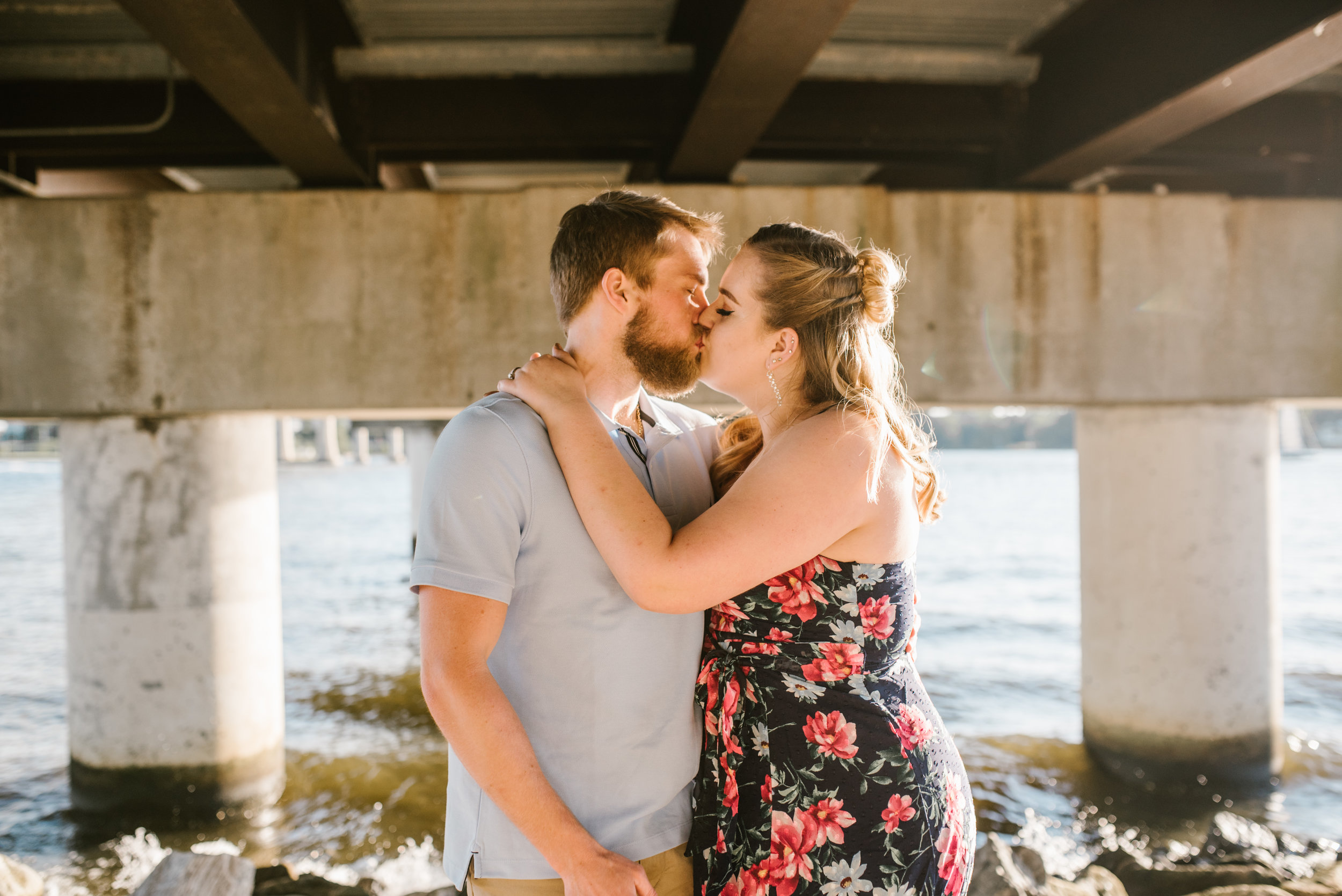 annapolissunsetengagementsession-5.jpg