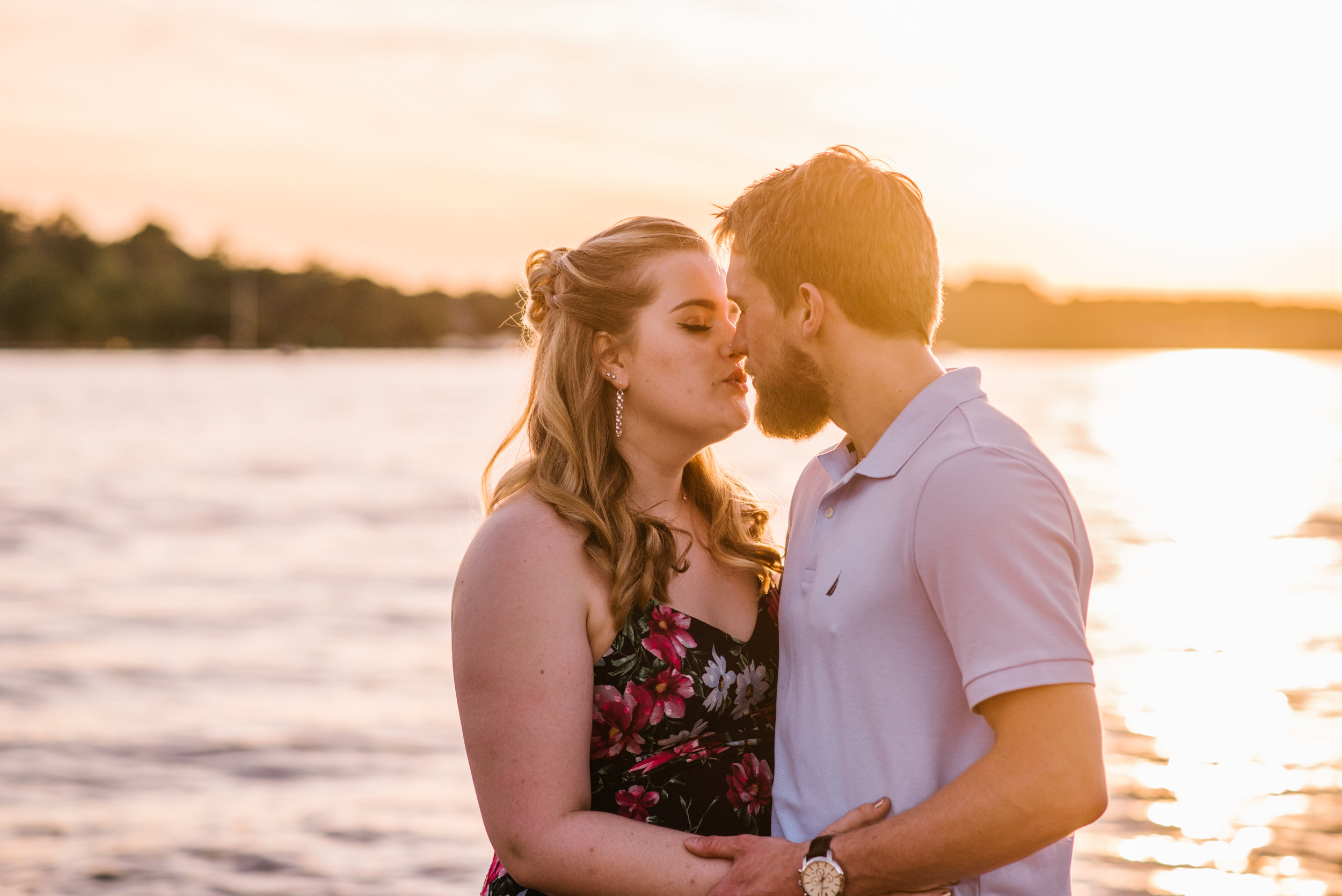 annapolissunsetengagementsession-15.jpg