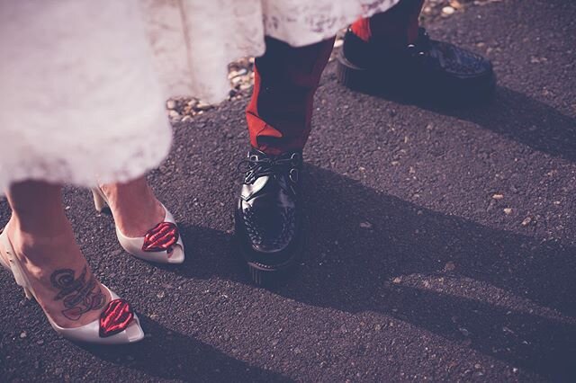 OIOI. Shout out to one of my all time favs. A wedding in the woods with the bestests. 
#bestfriendswedding #fujifilm #fujiwedding #vivianwestwood #creepershoes #vintagedress #punkwedding #weddingphotographers #destinationweddingphotographer #composit