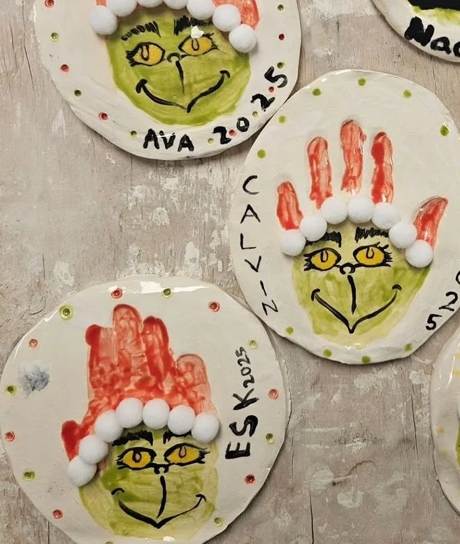 Claygrinchhandprint.jpg