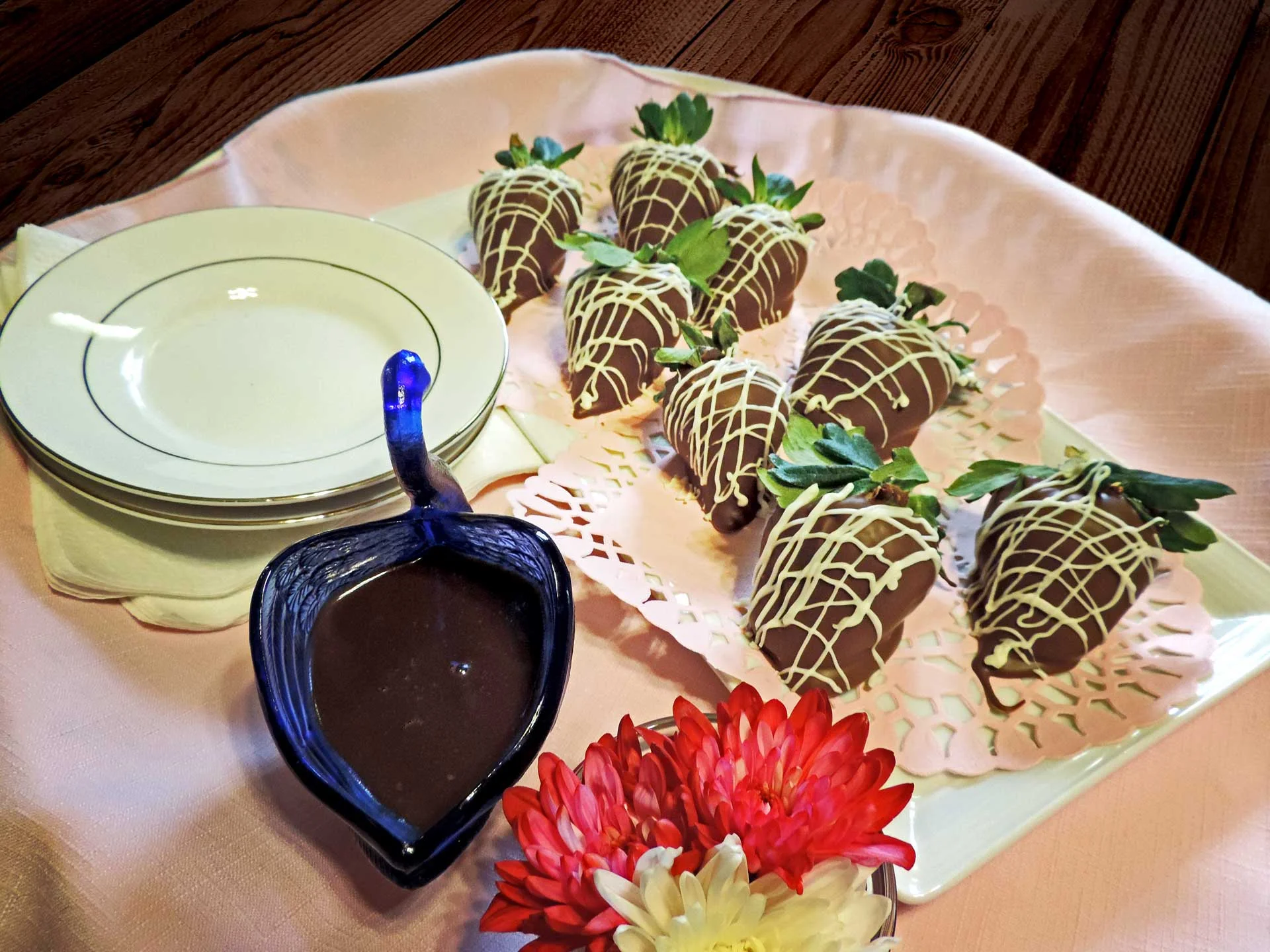 Chocolate-Dipped-Strawberries-New-Version.jpg