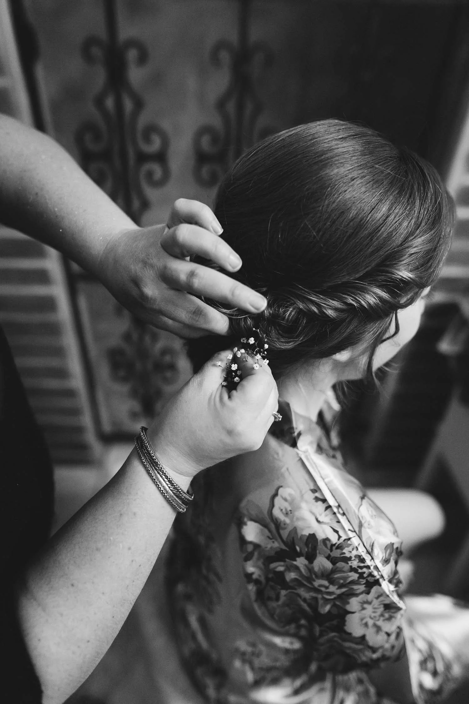 Erin&Nick-GettingReady-60.jpg
