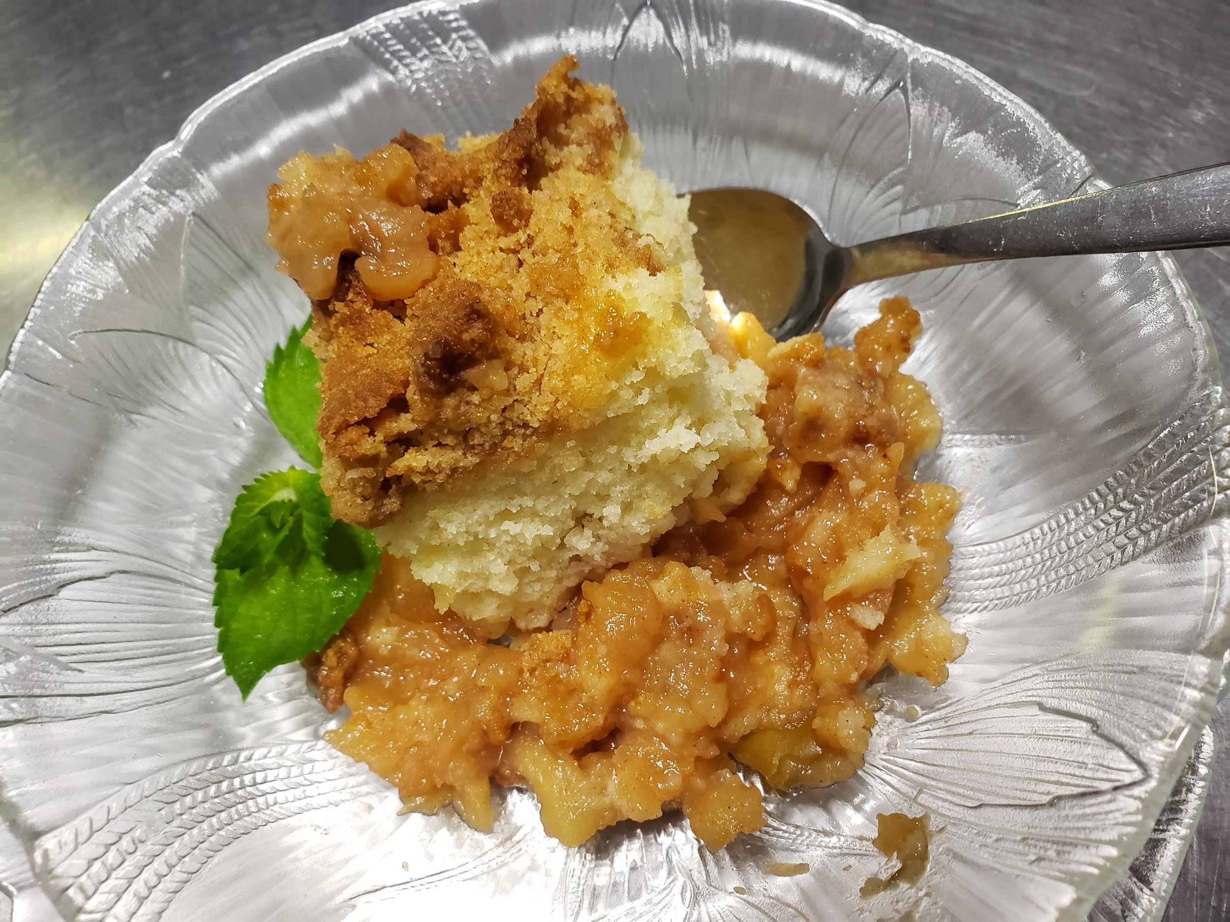 Apple_Cobbler_Coffee_Cake_Serving.jpg