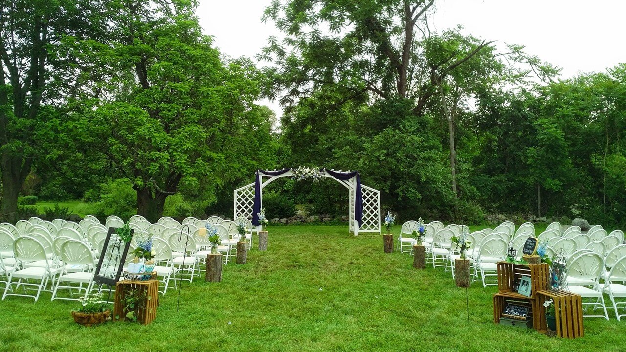 Great Lawn Ceremony Set-Up with Arbor