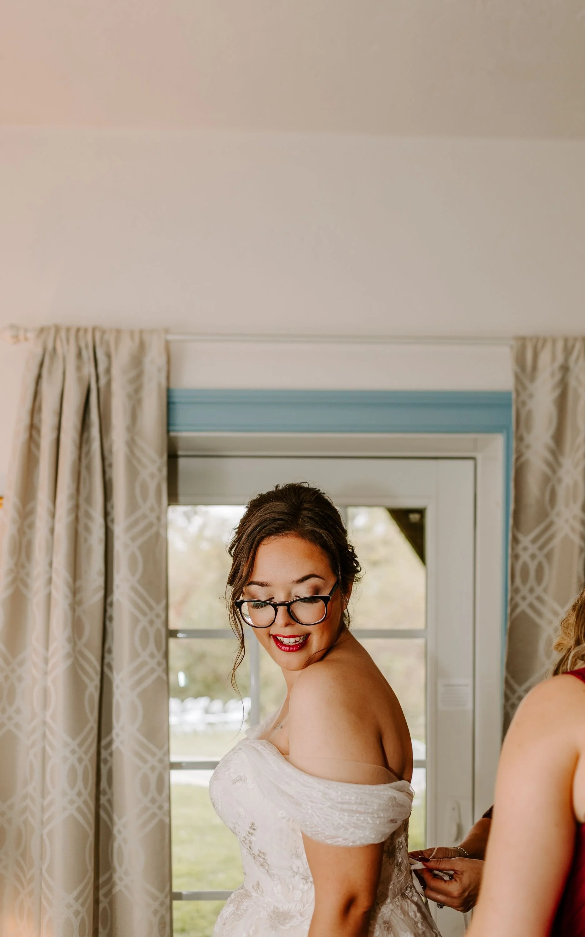 https://olivemintphoto.com/