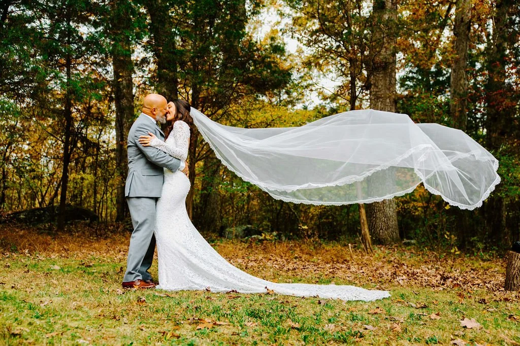 October Wedding at Battlefield B&B in Gettysburg, PA - Photos by Philter Photography - https://www.philterphoto.com/