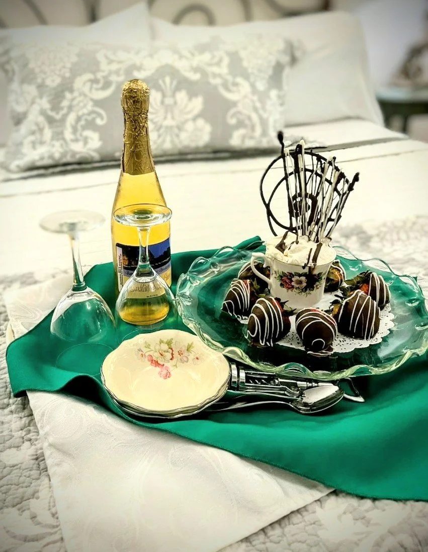 Chocolate-dipped Strawberries with your choice of wine or sparkling cider