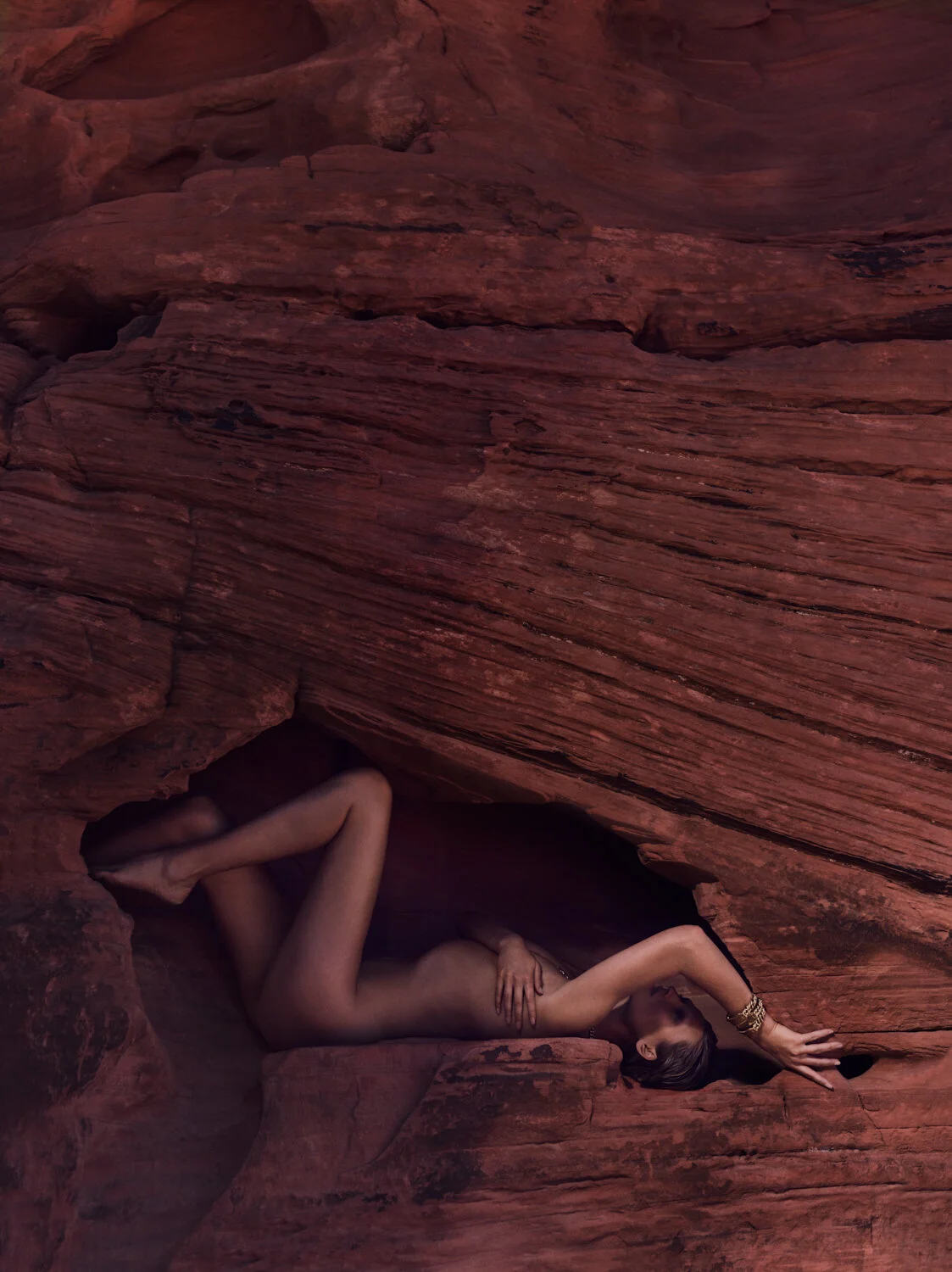 HARPER'S BAZAAR INTERNATIONAL - TONI GARRN