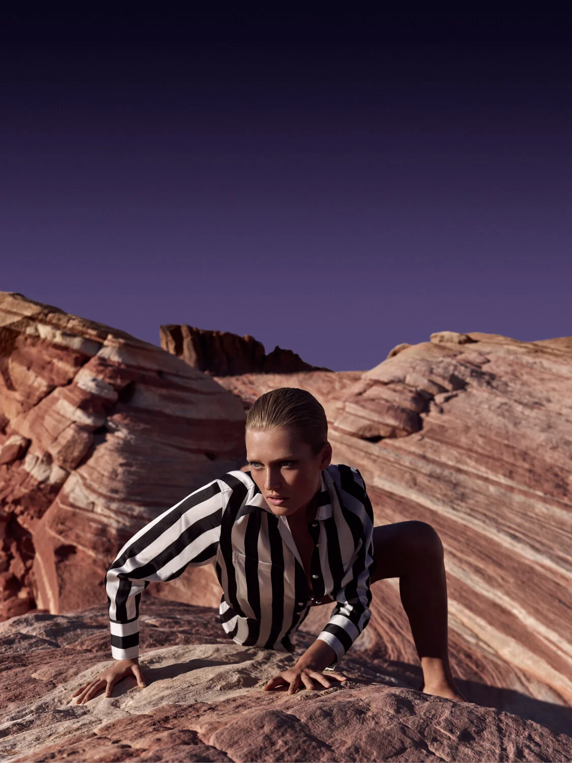 HARPER'S BAZAAR INTERNATIONAL - TONI GARRN