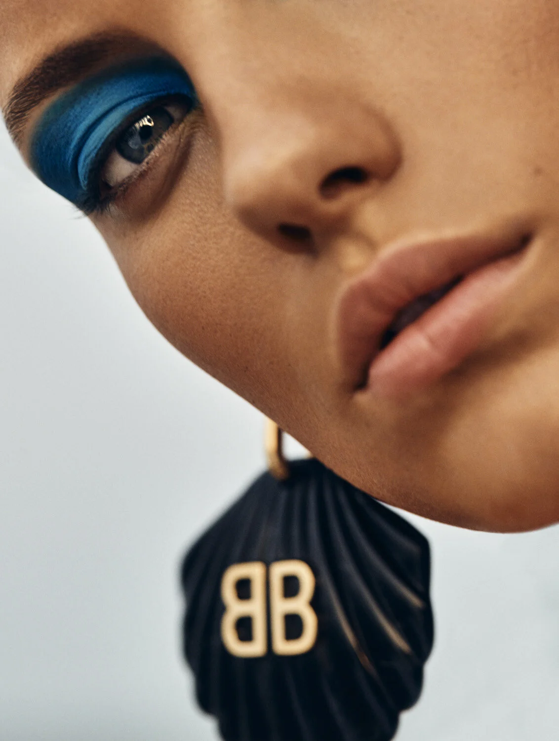 VOGUE RUSSIA - CAROLINE KNUDSEN