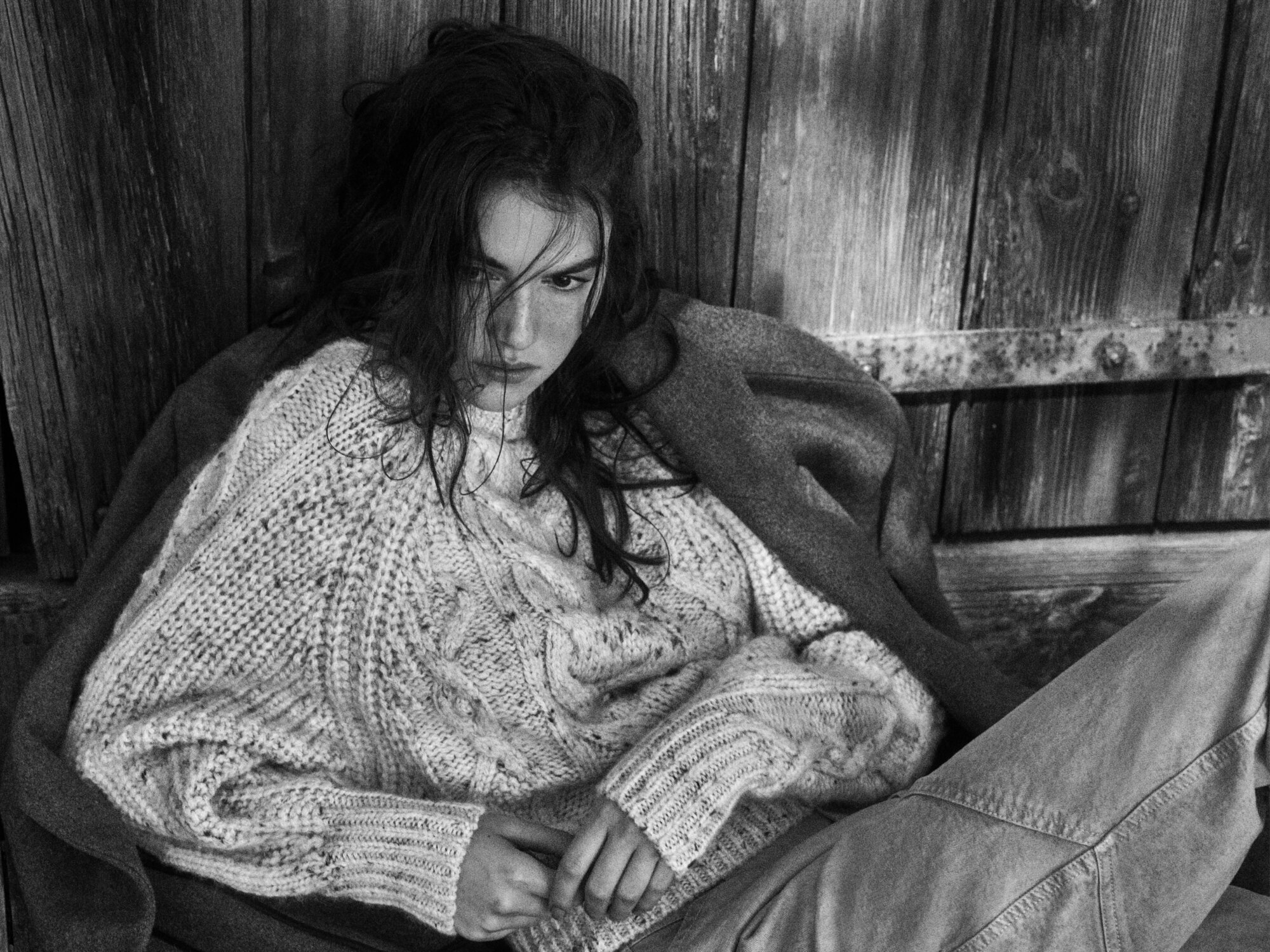 HARPER'S BAZAAR GREECE - VANESSA MOODY