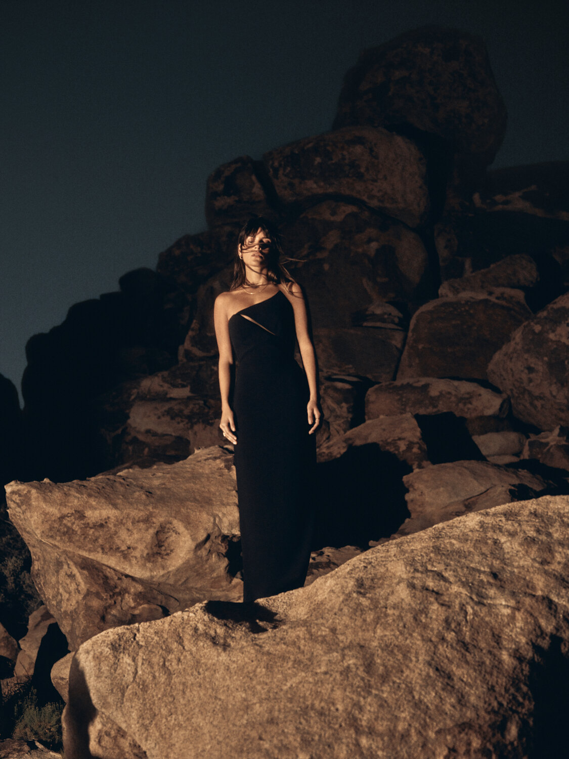 FLAUNT - ADRIA ARJONA