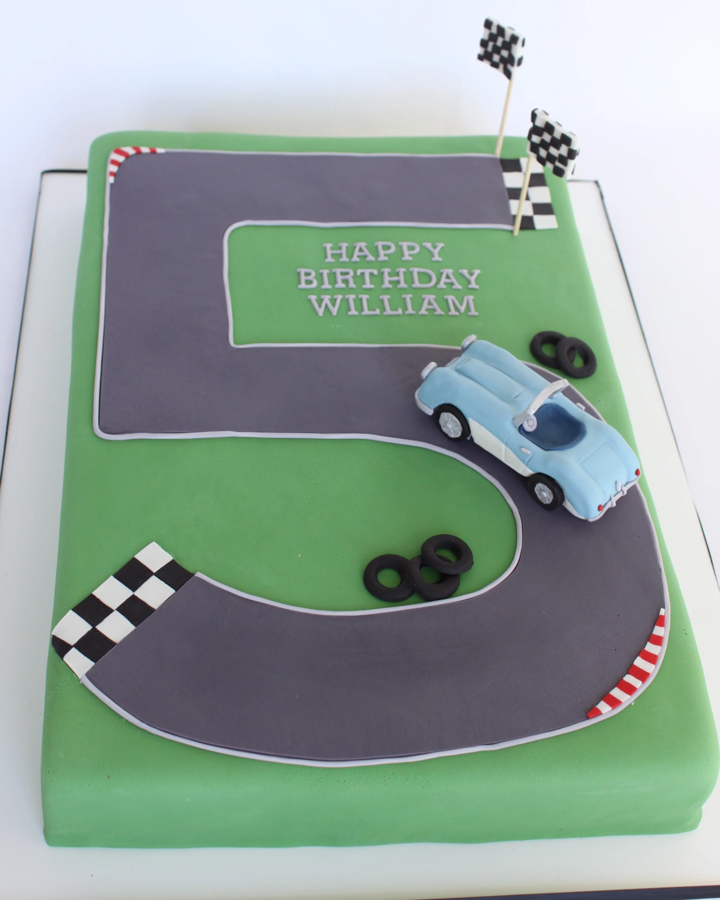 Austin Healey Birthday cake v2 7721.jpg