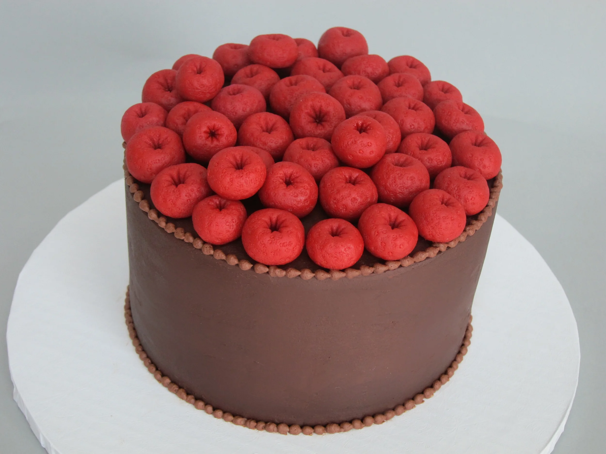 Raspberry Marzipan Chocolate Cake 2050.jpg