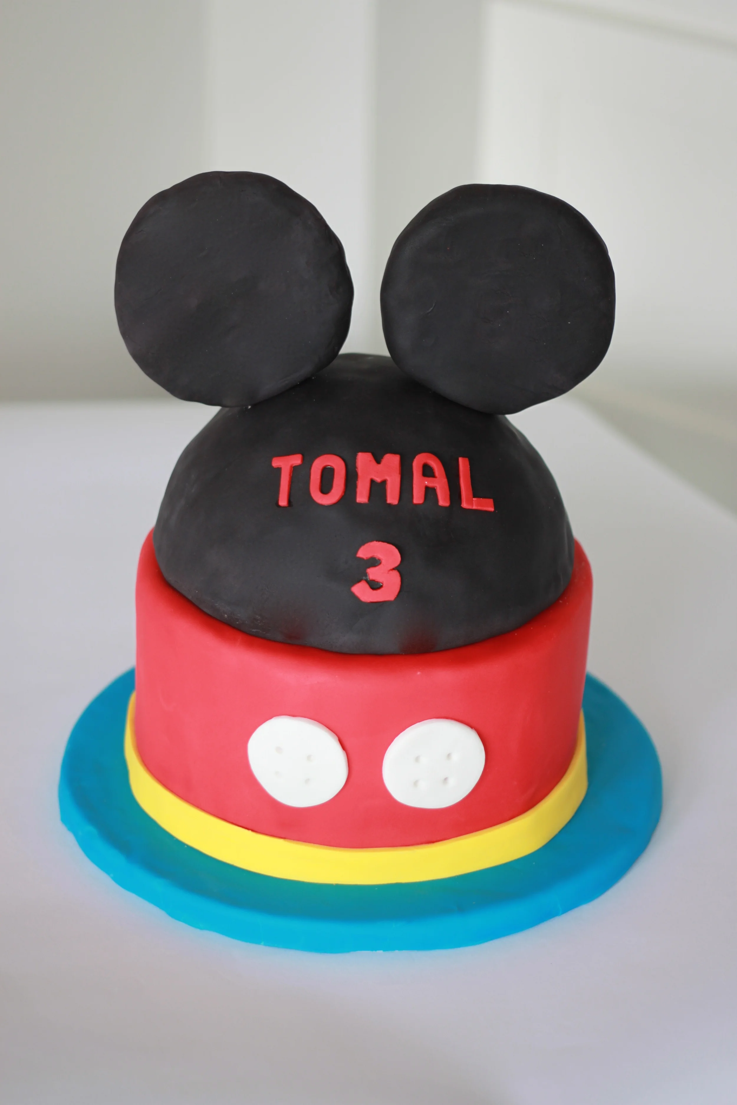 Modern Mickey uncrop 6530.jpg