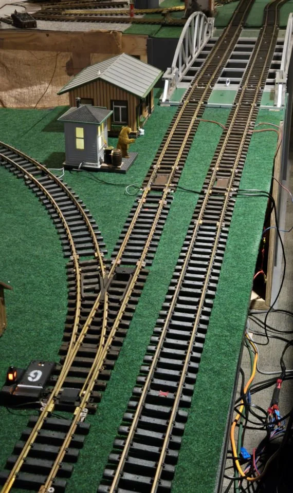 Train Display Layouts McKinley Mall Display — Western NY Garden Railway Society