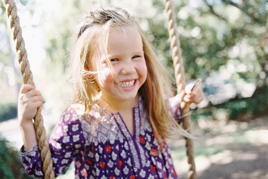 los angeles family photographer-swingin-5b.jpg
