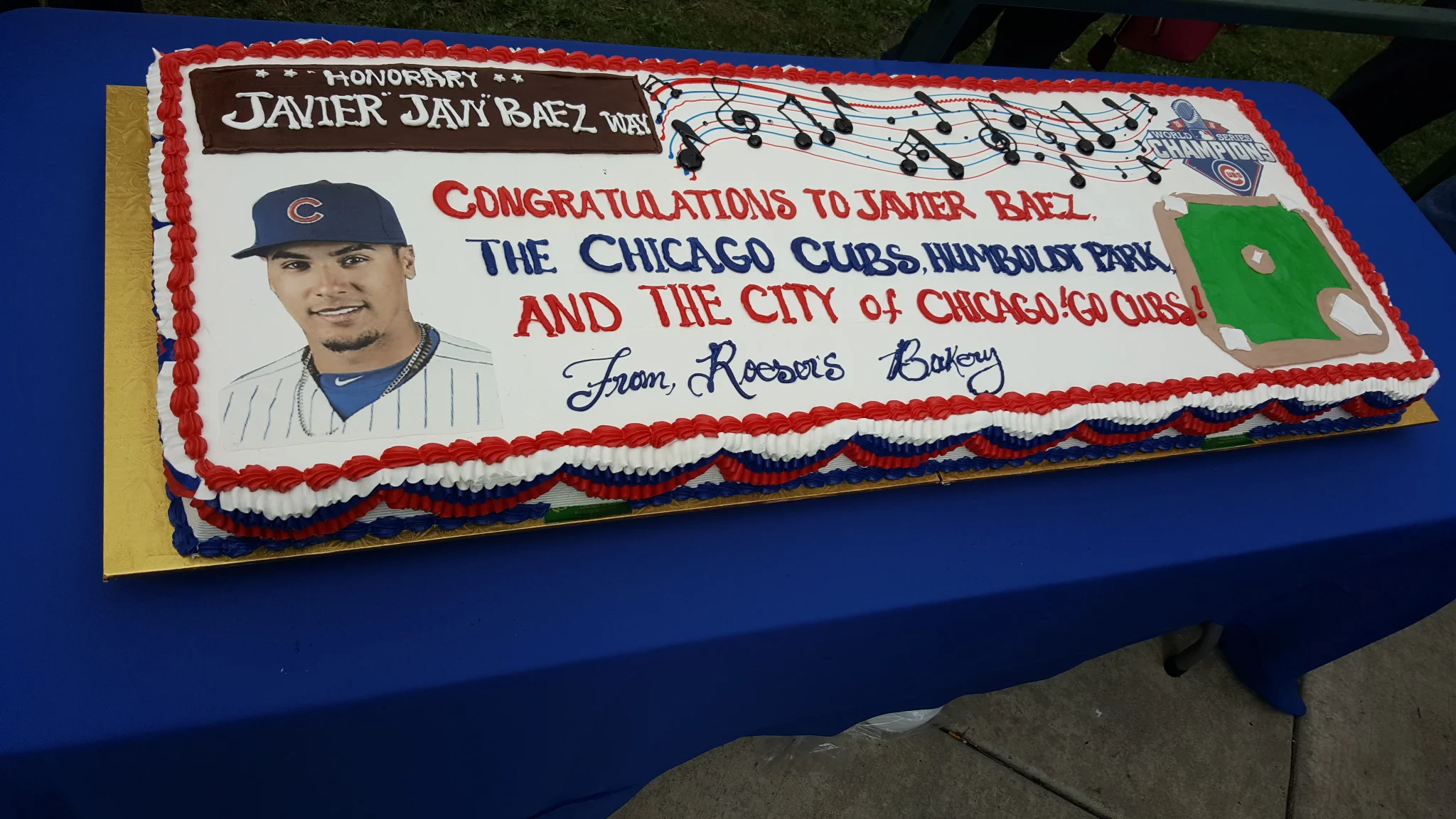 "Congratulations Javier Baez" cake from a local bakery