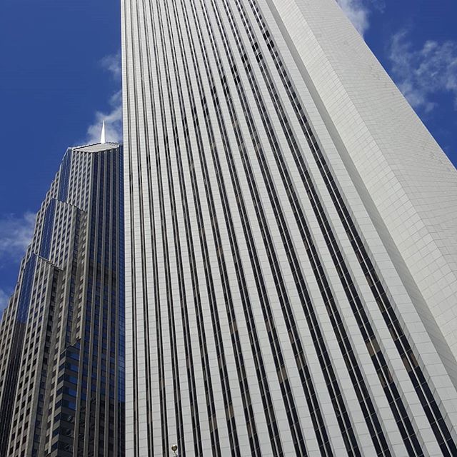 Honorary Chicago presents a tour of Chicago's ten tallest buildings from the 80th floor Mid-America Club. www.honorarychicago.com/blog/mid-america-club-tour-from-the-80th-floor #1871chicago #upshow #wistem