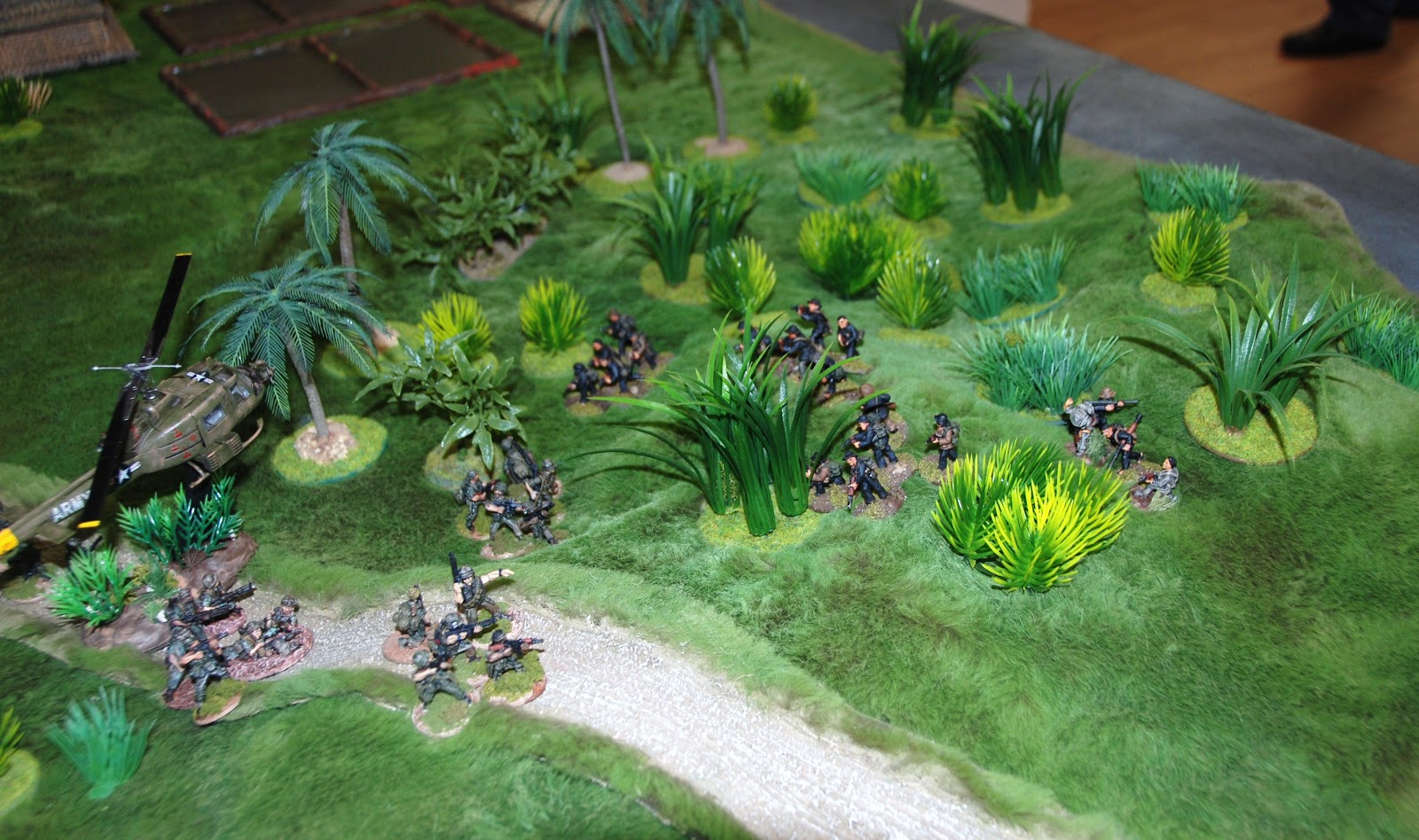 Ambush!! Take cover!!! 