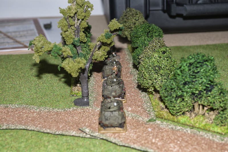 Achtung, enemy armour!