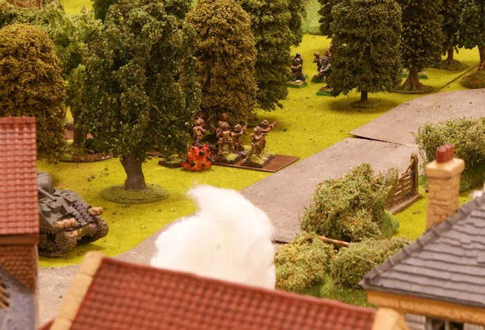 The 1st Platoon regroups as the Panzer Grenadier zug 1 advances through the woods.