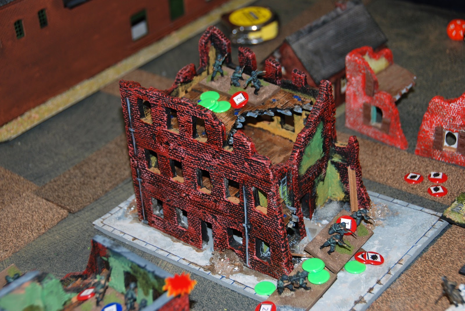 Victorious German engineers in the conquered the building