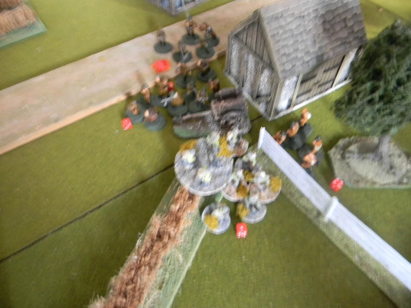 German and Soviet infantry slug it out