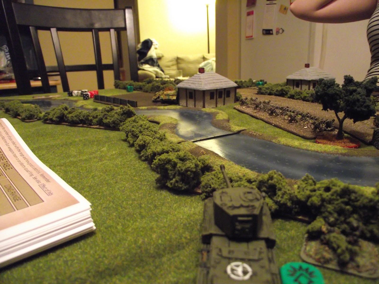  Challenger turns its attention to the second Panzer IV hiding behind the farmhouse. 