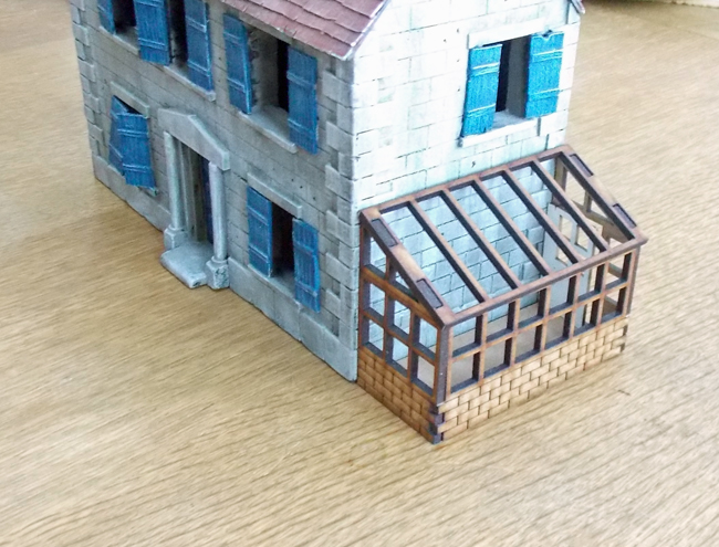 As you can see below, the lean to greenhouse will fit neatly onto any flat walled building